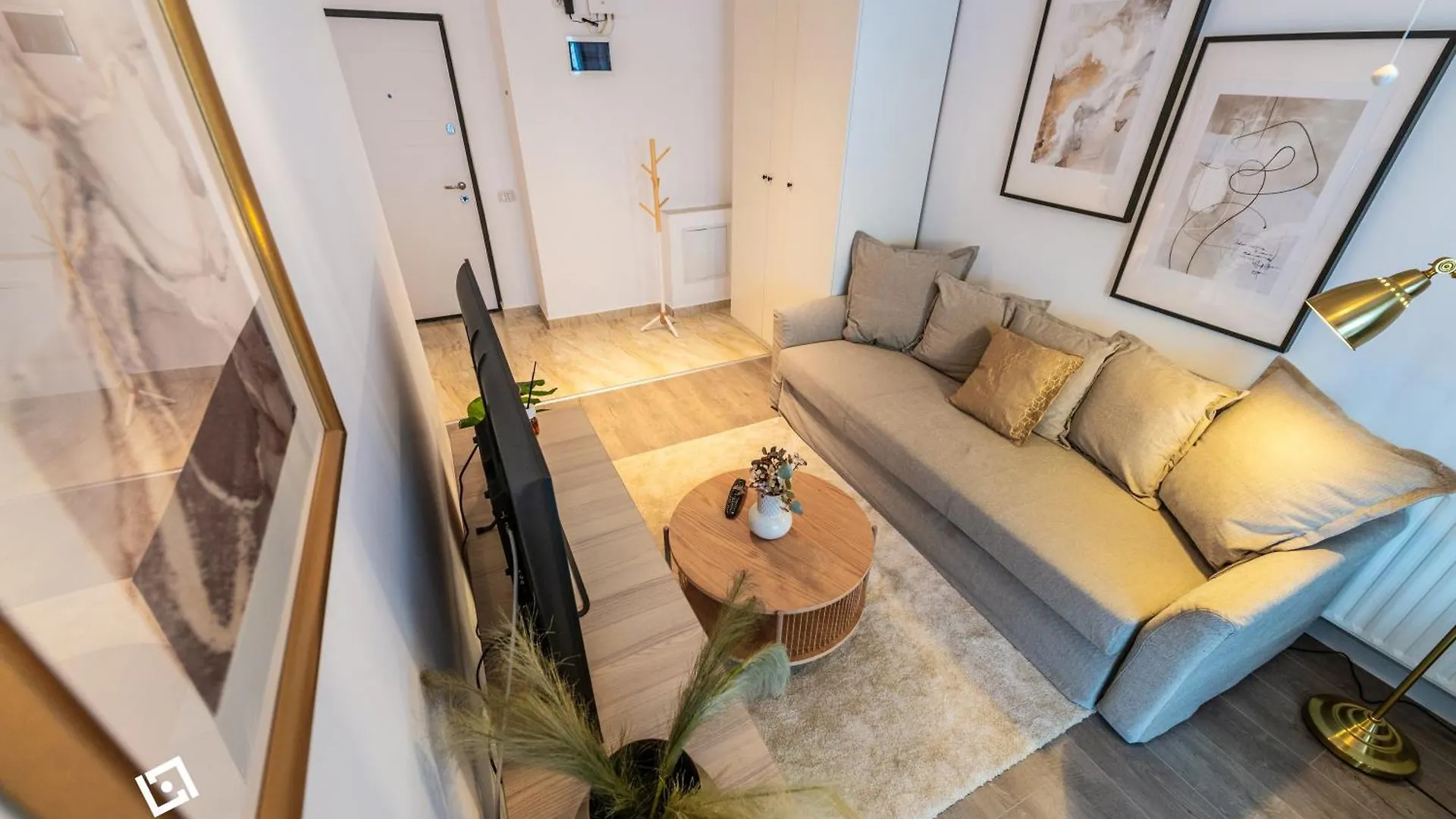 Central Residence Apartment 811 Bucharest 0*,  Romania