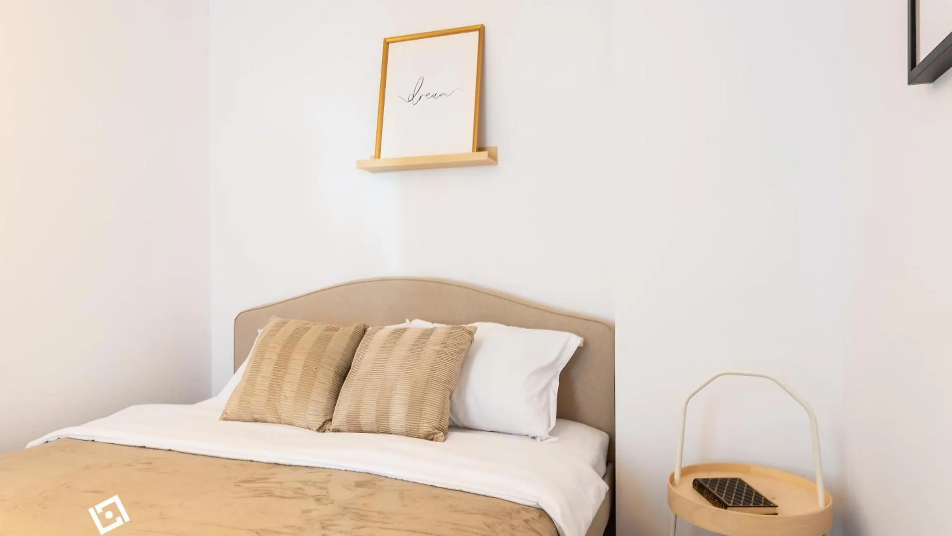 Central Residence Apartment 811 Bucharest 0*,